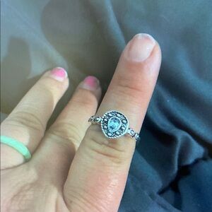 Elegant Silver Ring with Clear Gemstone